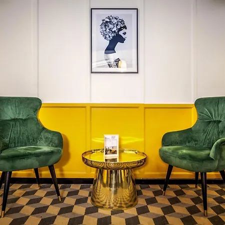 Ibis Styles Paris Cadet Lafayette-2